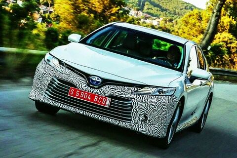 Toyota Camry (2018) - Test