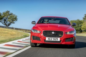 Jaguar XE 300 Sport