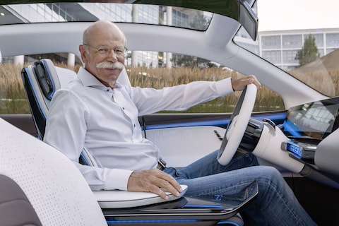 BMW zwaait Mercedes-topman Zetsche uit