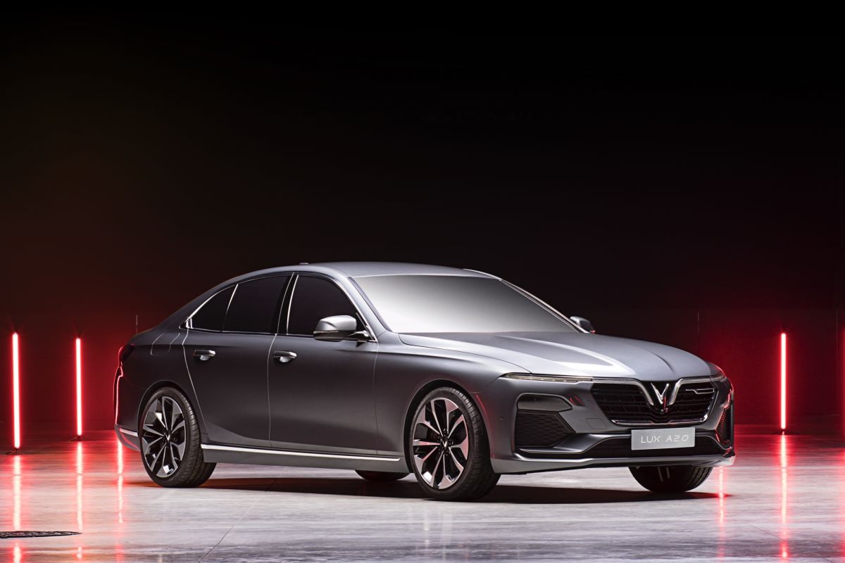 VinFast LUX A2.0 en SA2.0