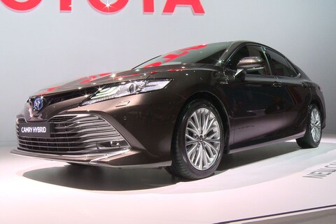 Toyota Camry & Corolla Touring Sports - Parijs 2018 Special