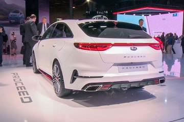 Kia Proceed