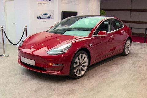 Elon Musk koopt voor miljoenen Tesla-aandelen