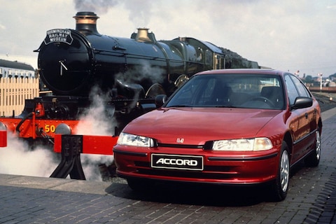 Facelift Friday: Honda Accord (5e generatie) 