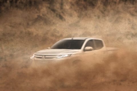 Mitsubishi teast door met L200