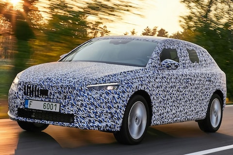 Skoda toont zelf Scala