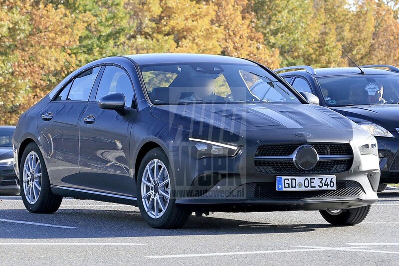 Mercedes-Benz CLA spyshots
