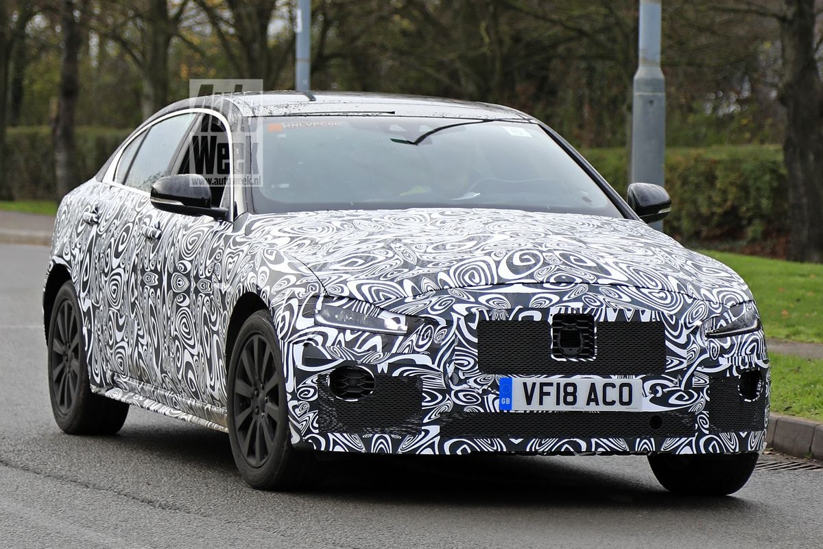 Jaguar XE facelift