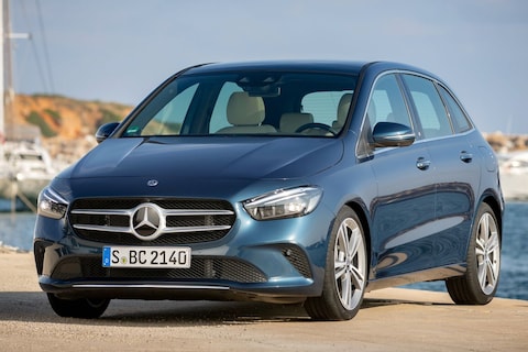 Mercedes-Benz B 250 e AMG Line