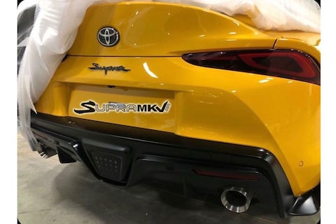 Ook achterkant Toyota Supra te zien