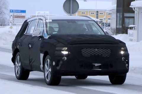 Genesis GV80 strekt de benen