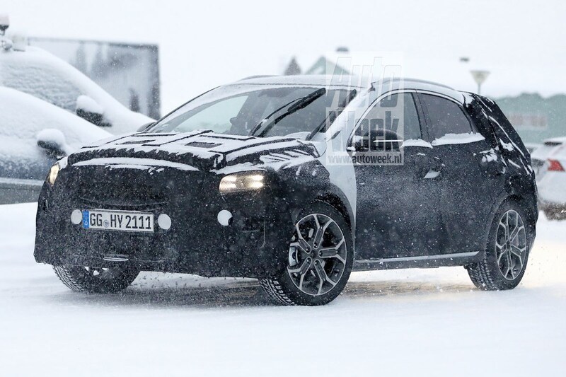 Kia XCeed spyshots