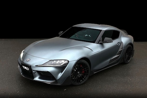 Toyota Supra TRD Performance Line Concept ontketend