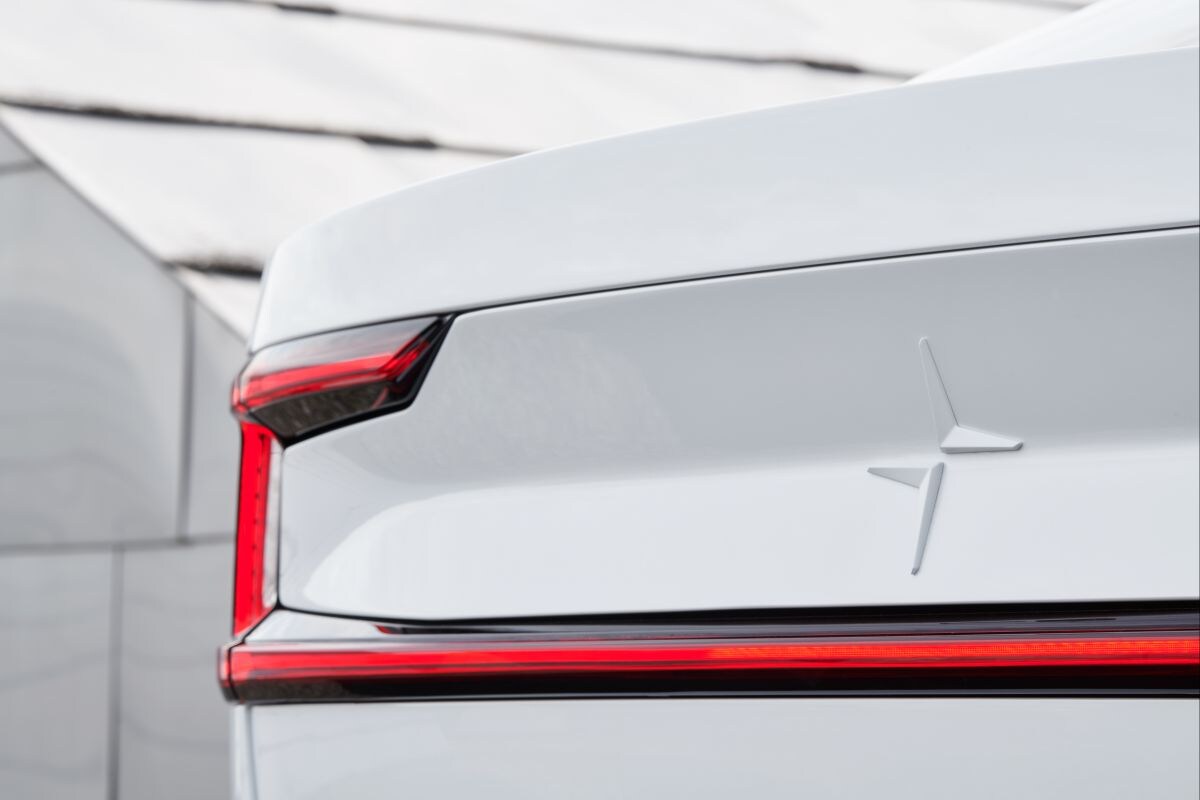 Polestar 2 teaser