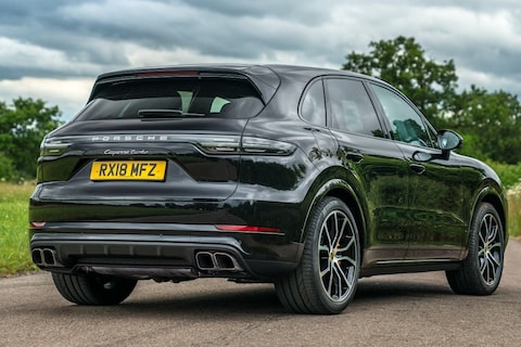 Porsche: auto’s tot 10 procent duurder in VK na harde Brexit