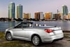 De Tweeling: Lancia Flavia -  Chrysler 200 Convert