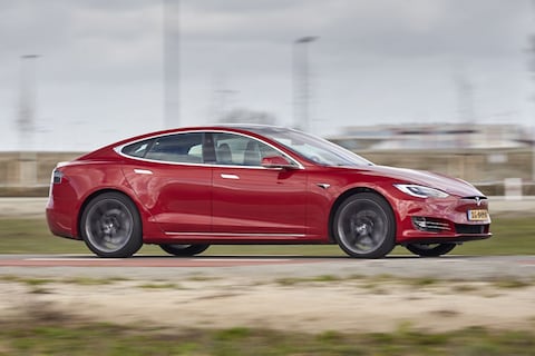 'Tesla Model S is snelste vierdeurs ooit op Laguna Seca'