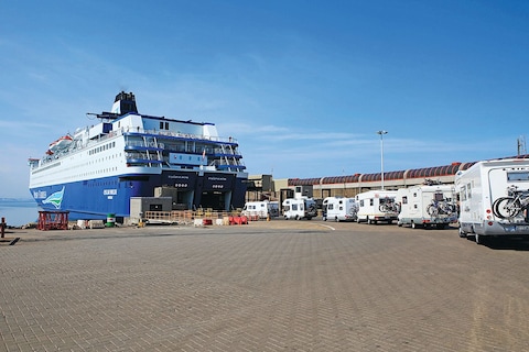Met de camper op de ferry