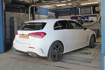 Mercedes-Benz Rollenbank