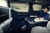 Lexus LM300h