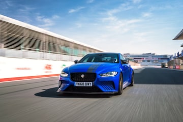 Jaguar XE Project 8 ronderecord GP Autodrome Dubai