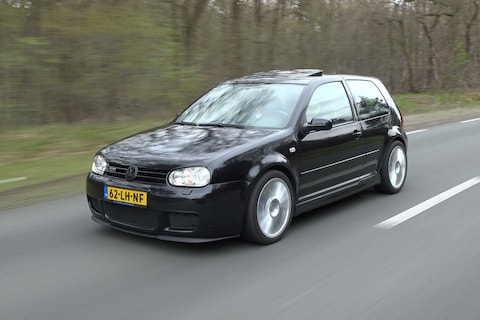 Volkswagen Golf R32 - 2003 - 332.185 km - Klokje rond