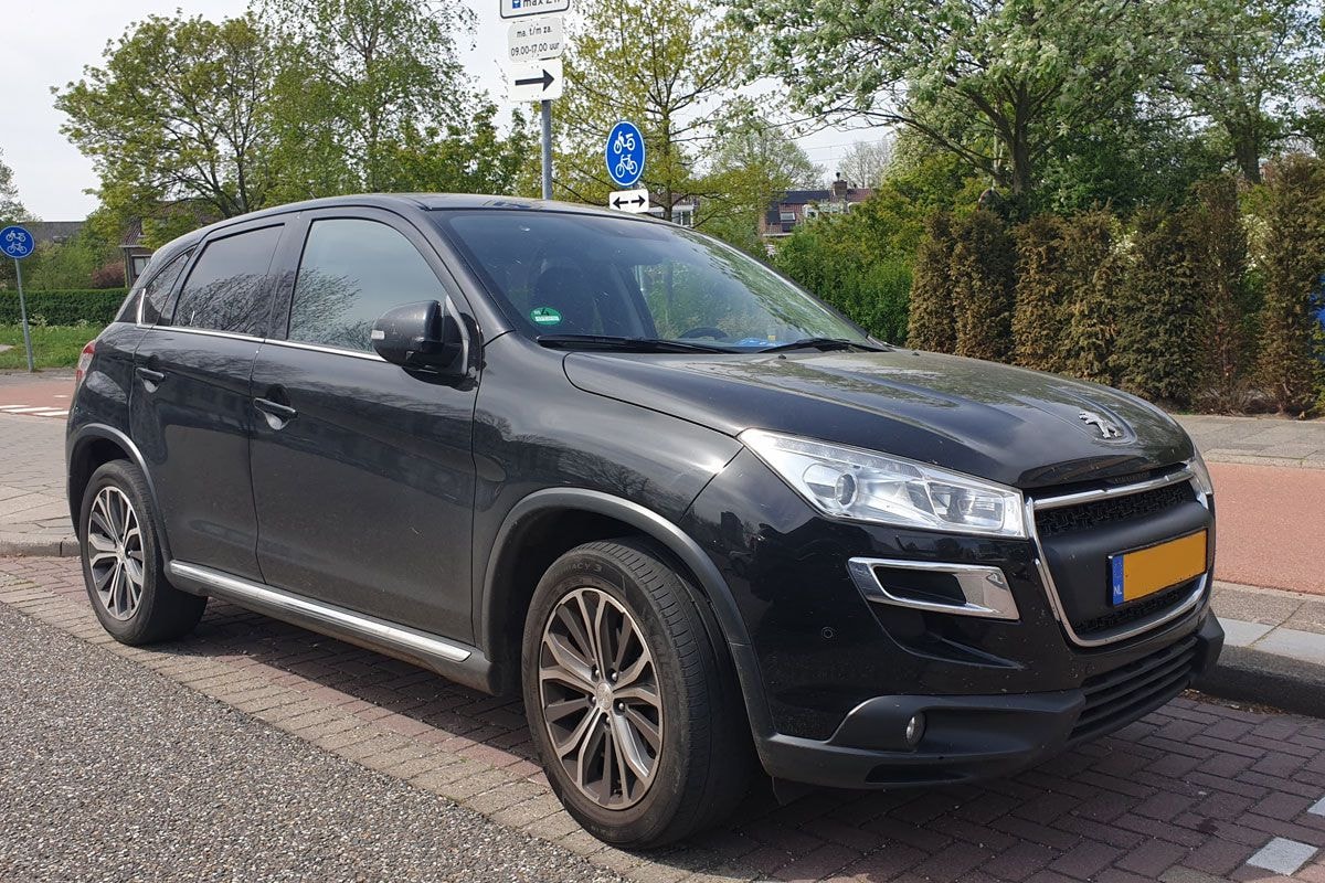 In het wild Peugeot 4008