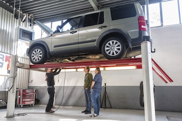 Klokje rond Land Rover Discovery