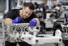 Mercedes-AMG 45 M 139-motor fabriek montage Affalt