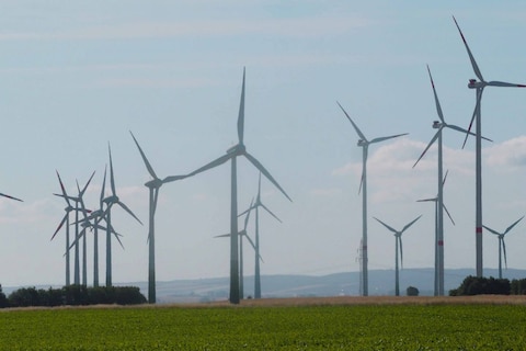 Enorm deel windmolen blokkeert snelweg bij Apeldoorn