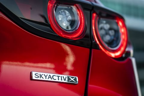 Mazda 3 SkyActiv-X - Eerste rijtest