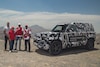 Land Rover Defender Rode Kruis IFRC