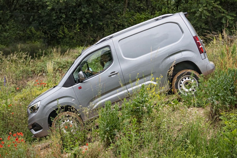 Opel Combo 4X4 Dangel