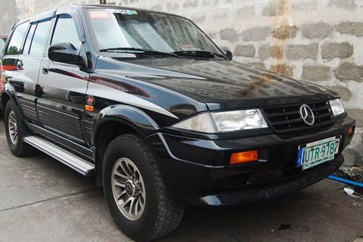 De Tweeling: Mercedes-Benz Musso, SsangYong Musso, Daewoo