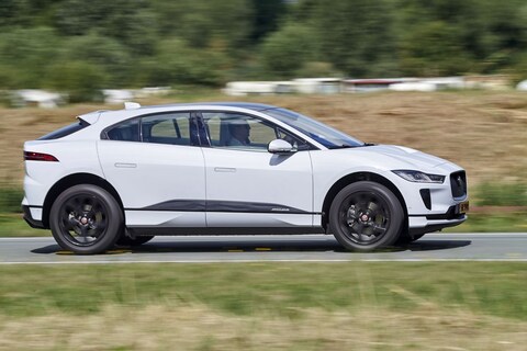 'Productievertraging Jaguar I-Pace door tekort aan accu's'