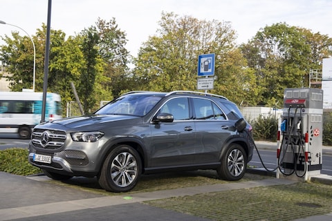 Mercedes-Benz presenteert GLE 350de en GLC 300e