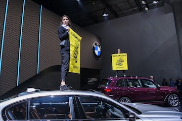 greenpeace co2 iaa frankfurt klimaat milieu activi