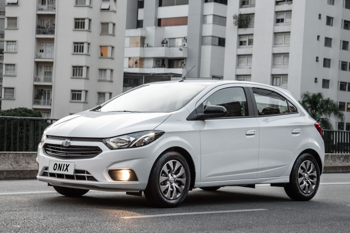 Chevrolet Onix Plus