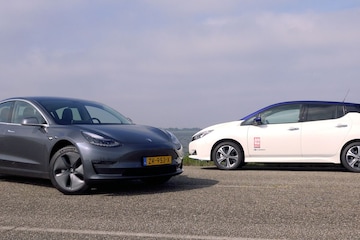 Nissan Leaf vs Tesla 3 