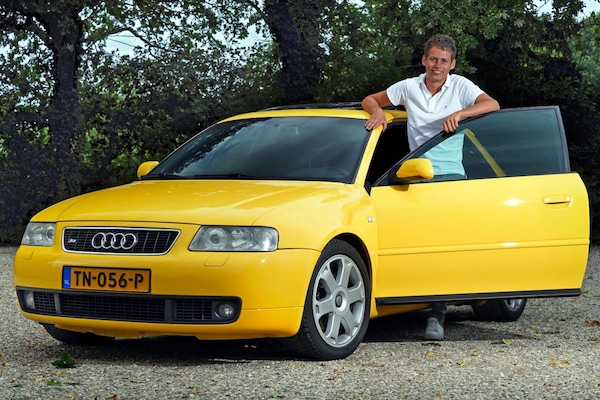 Audi S3 jongeren tiener blits bezit