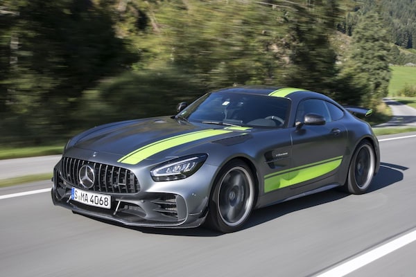 Mercedes-Benz AMG GTR Pro