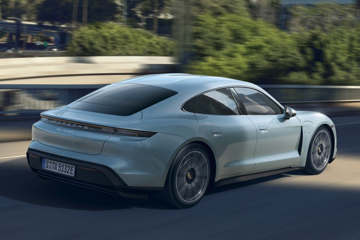 Porsche Taycan 4S