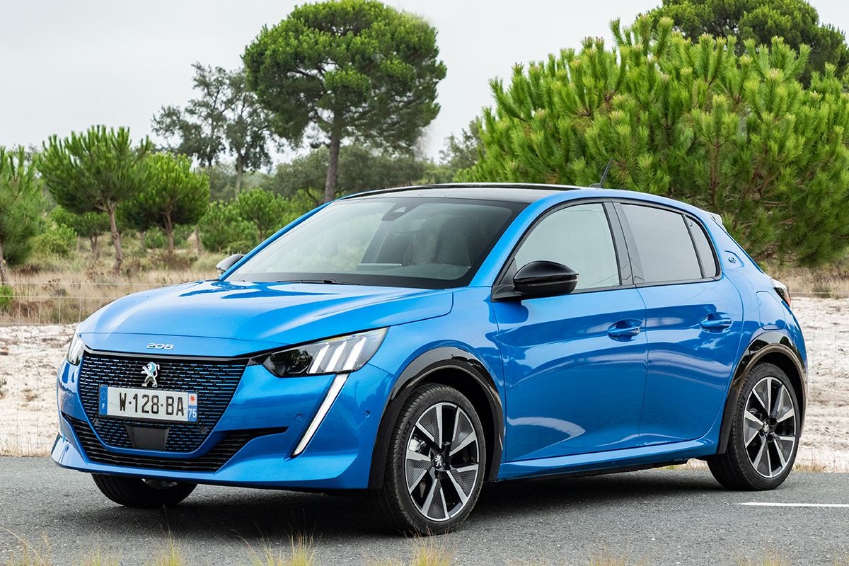 Peugeot e-208