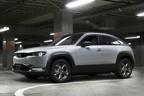 Mazda MX-30 nu ook als Luxury