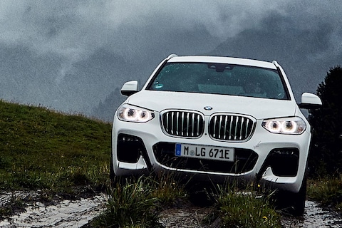 BMW belicht X3 xDrive30e