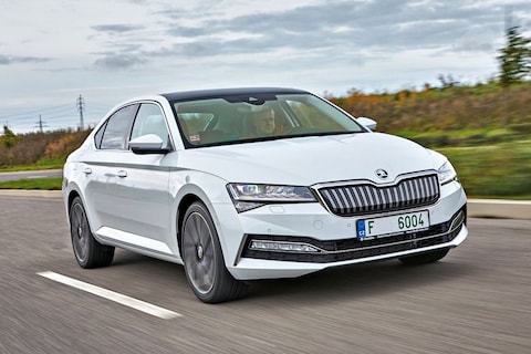 Eerste Rijtest: Skoda Superb iV