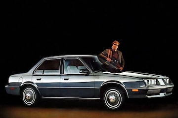 De Tweeling: GM J-body Opel Ascona Cadillac Cimmar