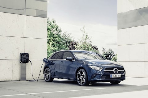 Mercedes-Benz A 250e (plug-in) heeft een prijs