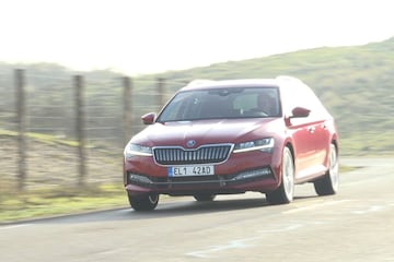 Skoda Superb IV