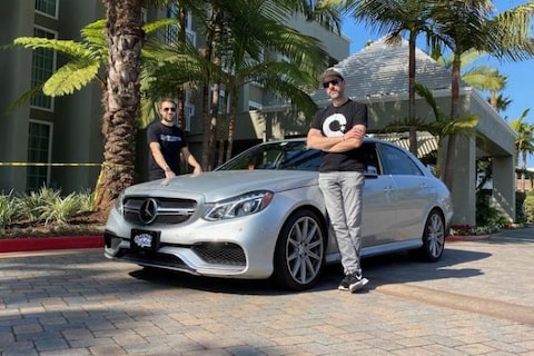 Mercedes E63 AMG in recordtijd van New York naar LA